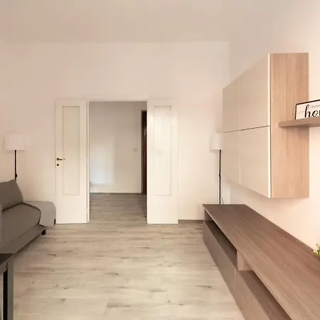 San Pietro Luminoso E Moderno Apartman