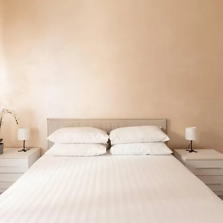 San Pietro Luminoso E Moderno Apartman