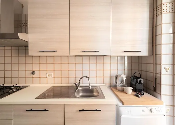 San Pietro Luminoso E Moderno * Ρώμη