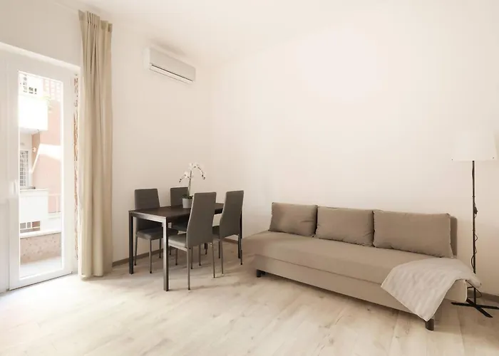 San Pietro Luminoso E Moderno * Ρώμη